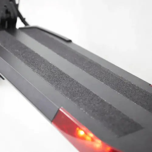 Dual 48V/500W Motors for Unmatched Power and Performance the A1-10