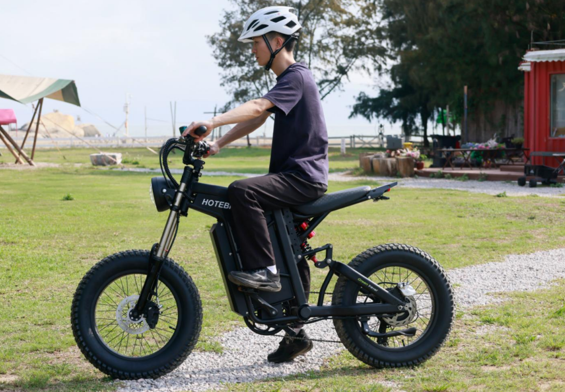 Unleash Off-Road Power with the Model Q1 Electric Dirt Bike